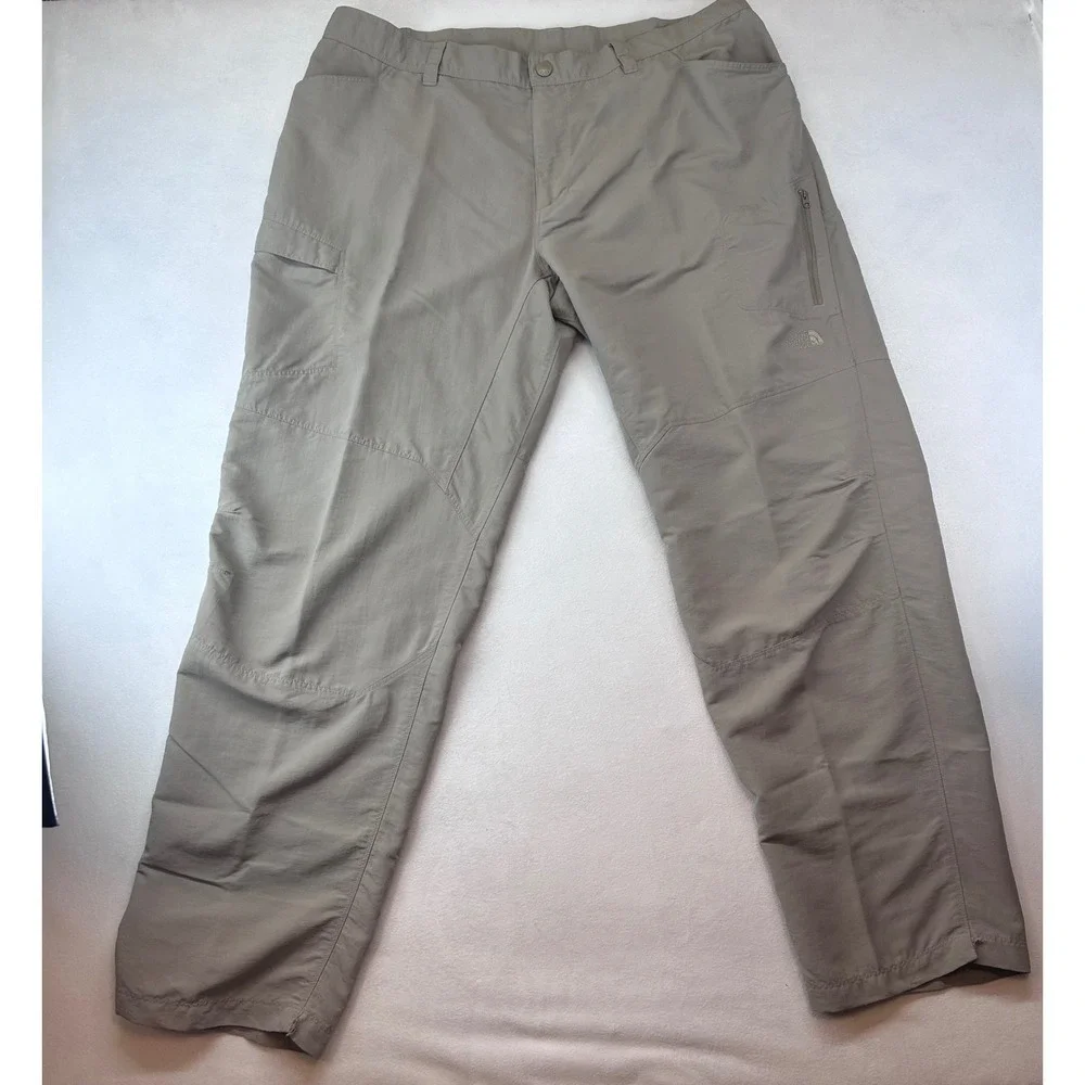 The North Face Men's Cargo Pants 40 x 32 Beige Nylon Lightweight Outdoors Hiking